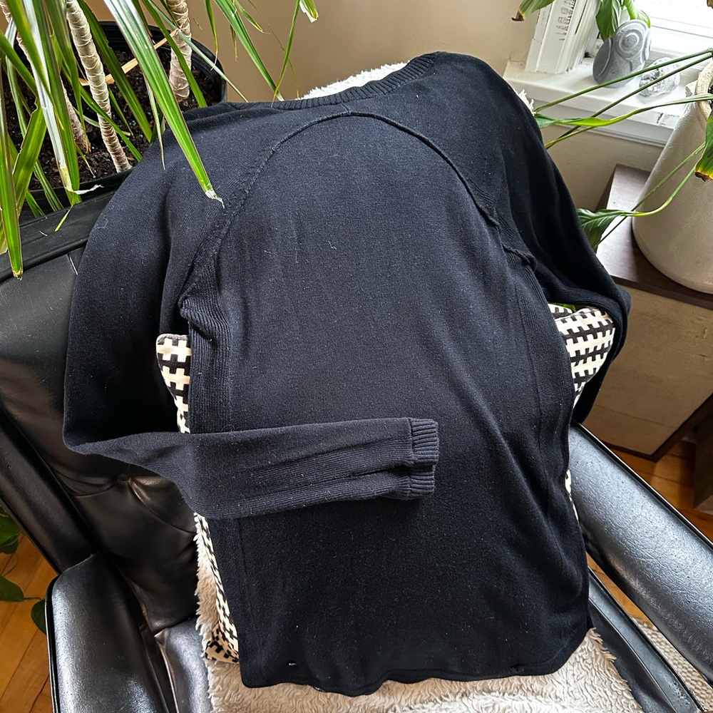 Lululemon Long Knit Sweater - Picture 4 of 7